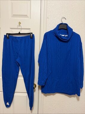 Jessica Roberts Cozy Cable Knit Turtleneck and Matching pants- Royal Blue